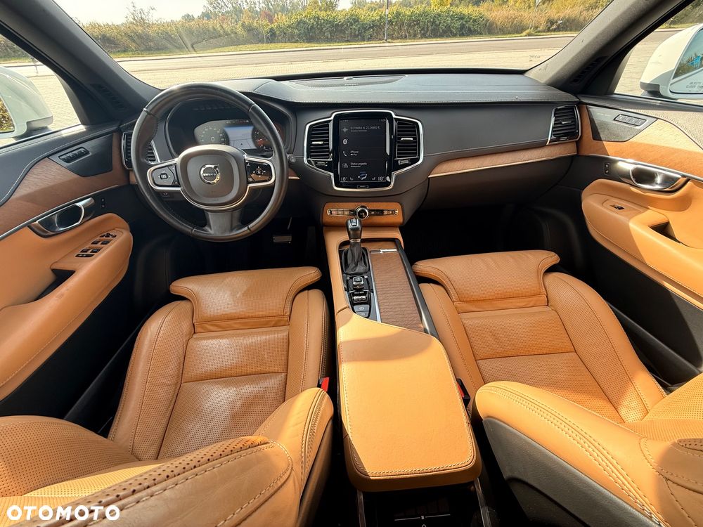 Volvo XC 90 - 12