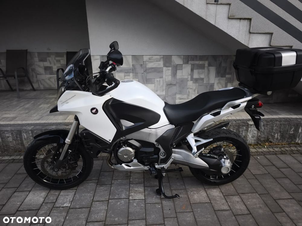 Honda VFR - 2