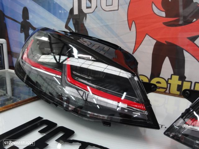 Faróis frontais full Led com pisca dinâmico e welcome light para VW Golf 7 12-17 Look 7,5 com risca vermelha - 14