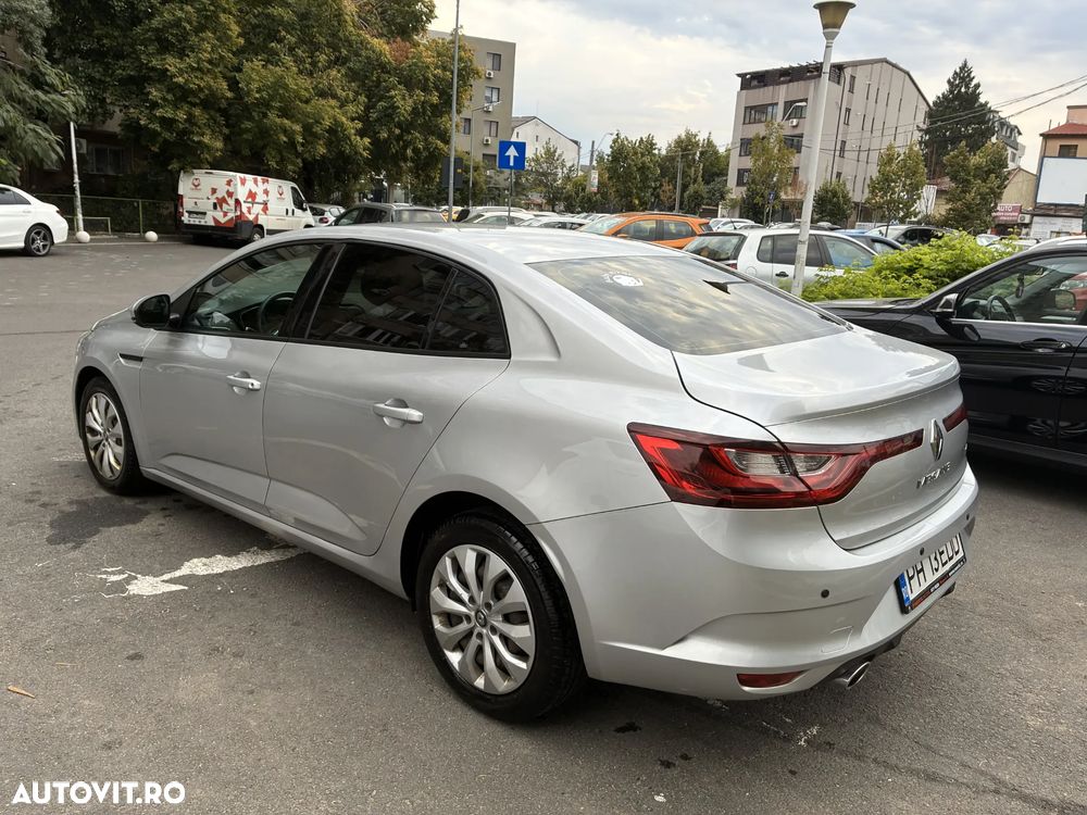 Renault Megane 2017 photo 4