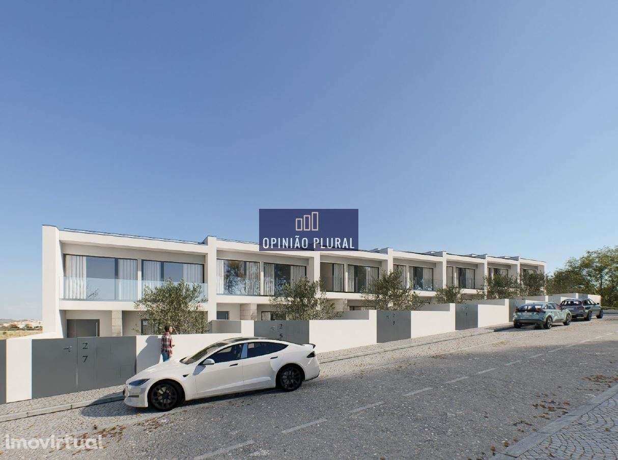Elegância e Conforto: Moradia T3 nas Casas das Oliveiras - Grande imagem: 2/16