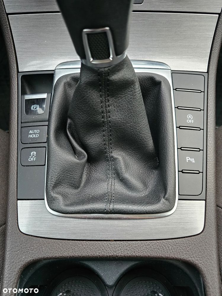 Volkswagen Passat Variant 2.0 TDI BlueMotion Technology Comfortline - 27