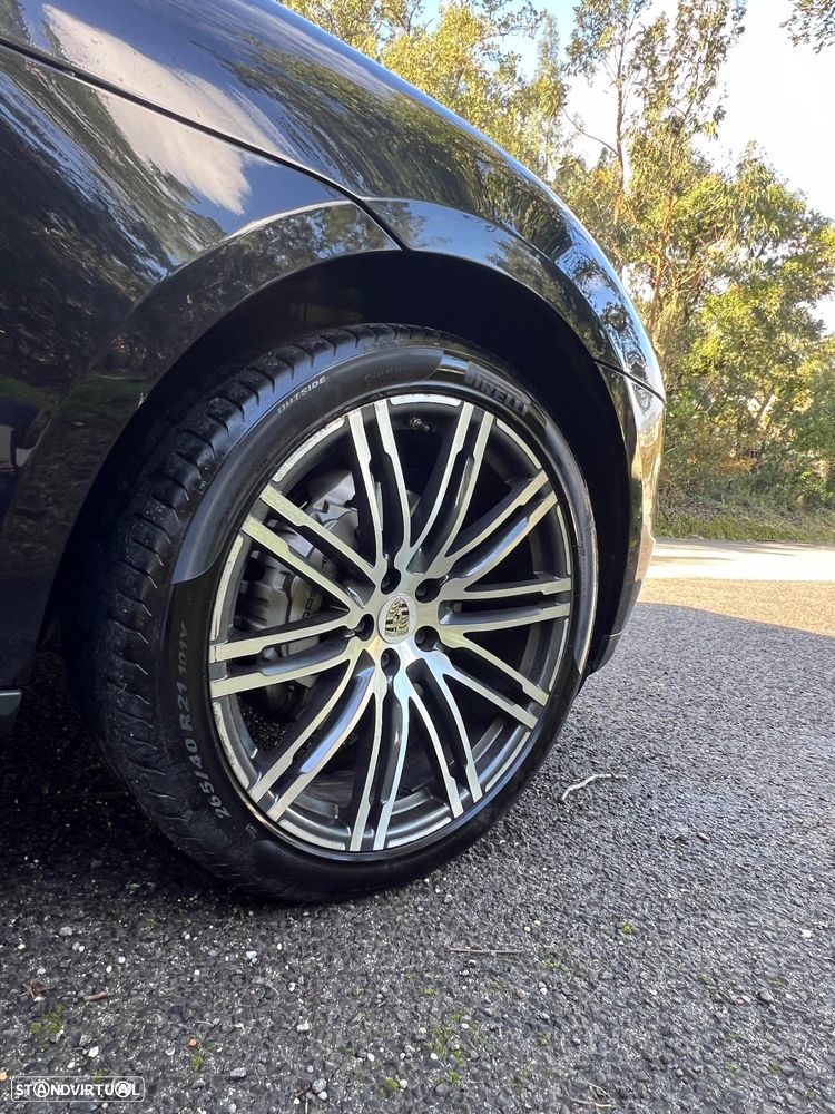 Porsche Macan S - 25