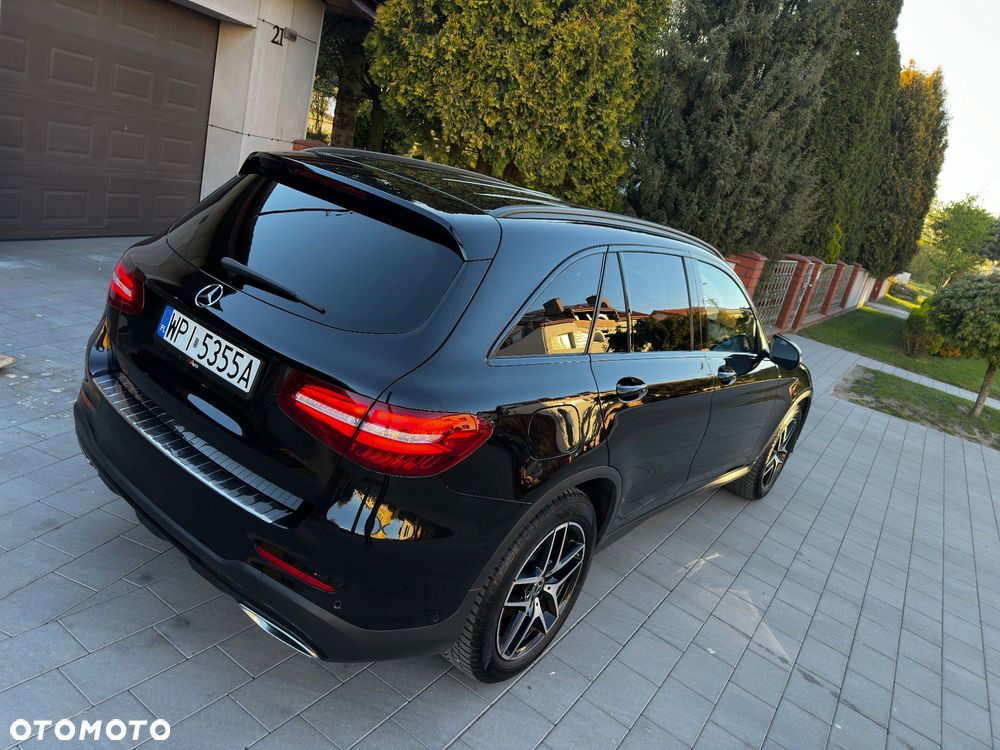 Mercedes-Benz GLC - 11