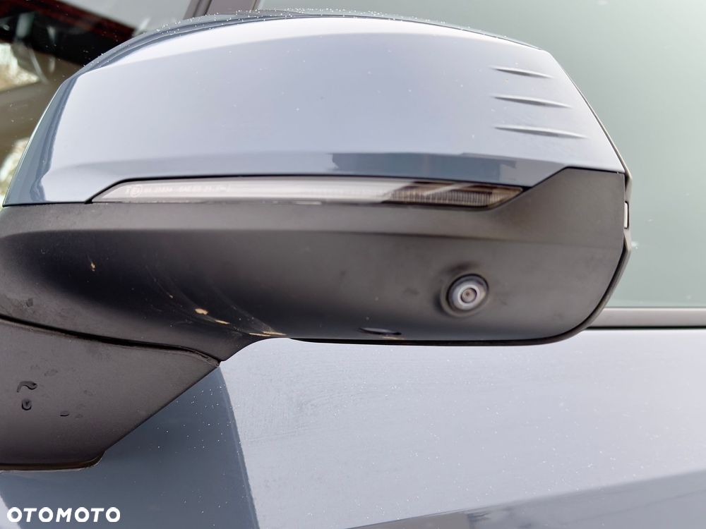 BMW Seria 2 218d M Sport sport - 32