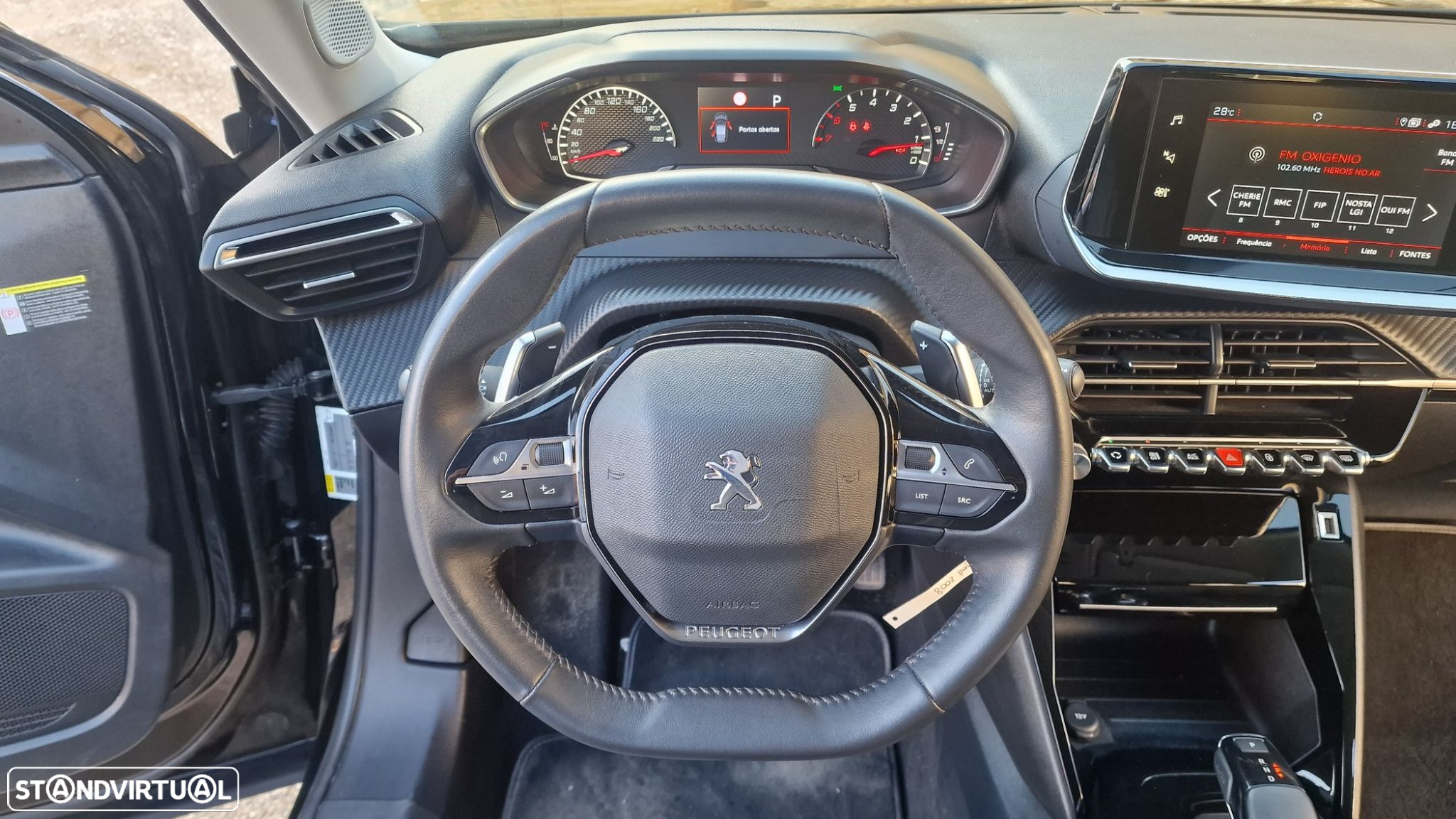 Peugeot 2008 1.5 BlueHDi Allure EAT8 - 17