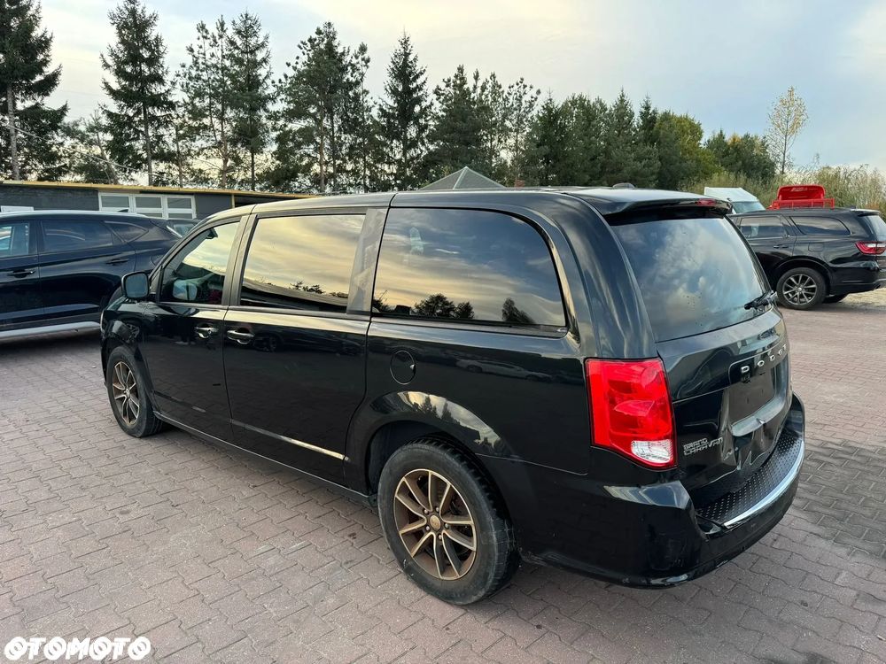 Dodge Grand Caravan 3.6 R/T - 3