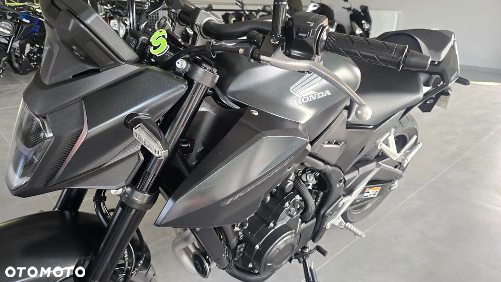 Honda Hornet - 8