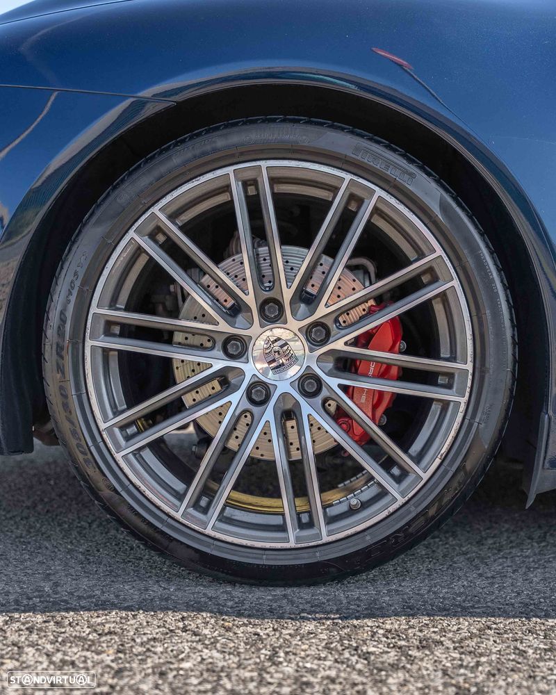 Porsche 911 (991) - 40