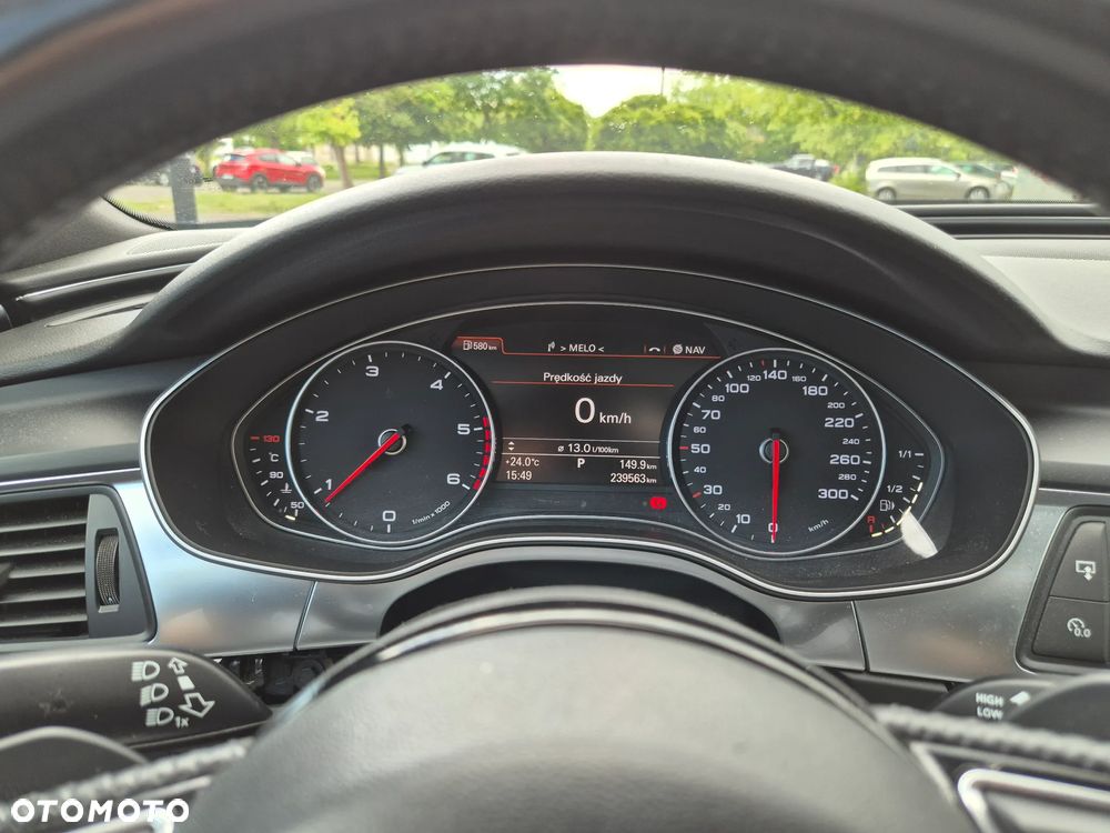 Audi A6 Avant 2.0 TDI Ultra S tronic - 11