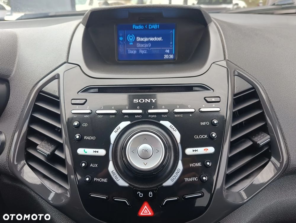 Ford EcoSport 1.0 EcoBoost TITANIUM X - 19