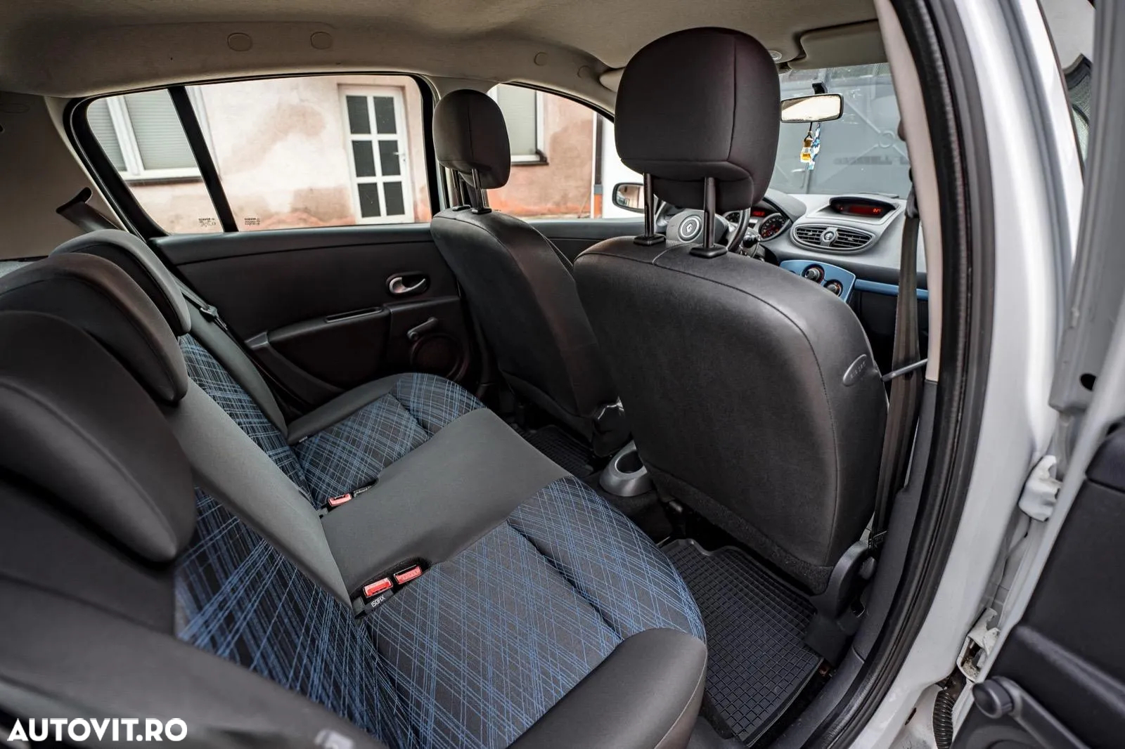 Renault Clio 1.2 16V Extreme - 10