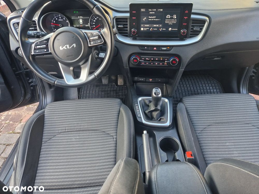 Kia Ceed 1.5 T-GDI M - 15