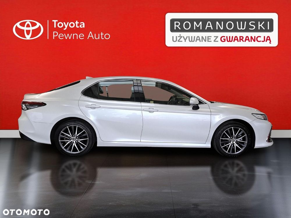 Toyota Camry 2.5 Hybrid Executive CVT - 6