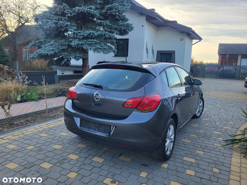Opel Astra IV 1.6 Edition - 17