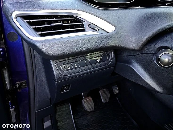 Peugeot 208 155 THP Allure - 20