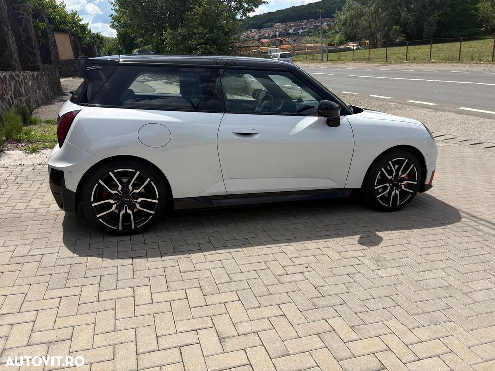 Mini Cooper SE - 9