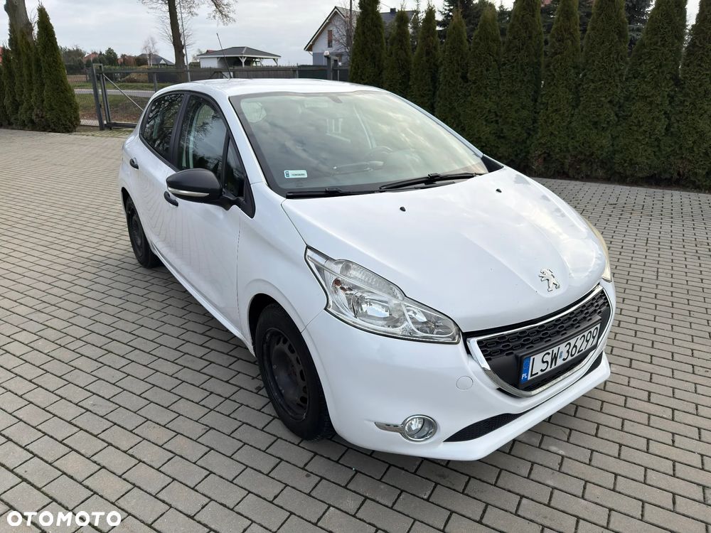 Peugeot 208 - 2
