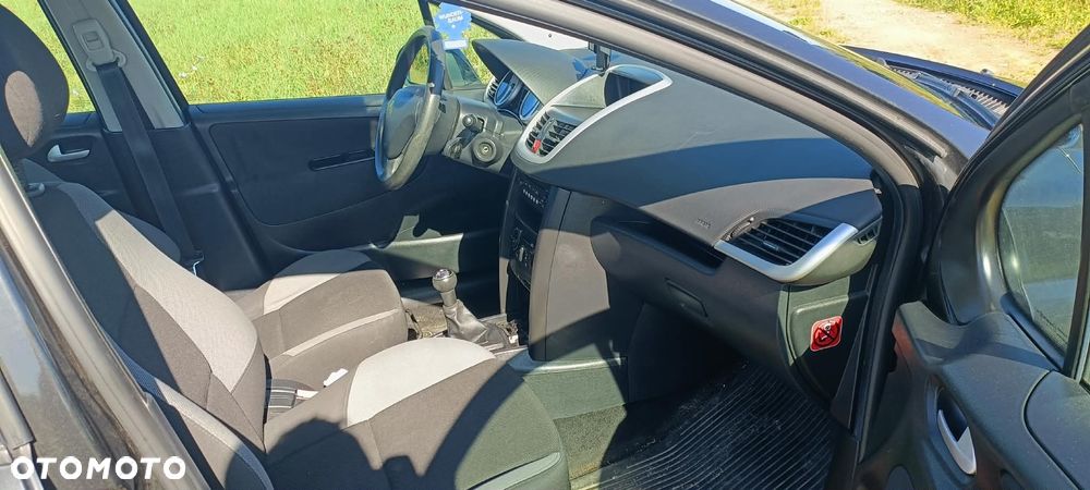 Peugeot 207 1.6 VTi Outdoor - 8