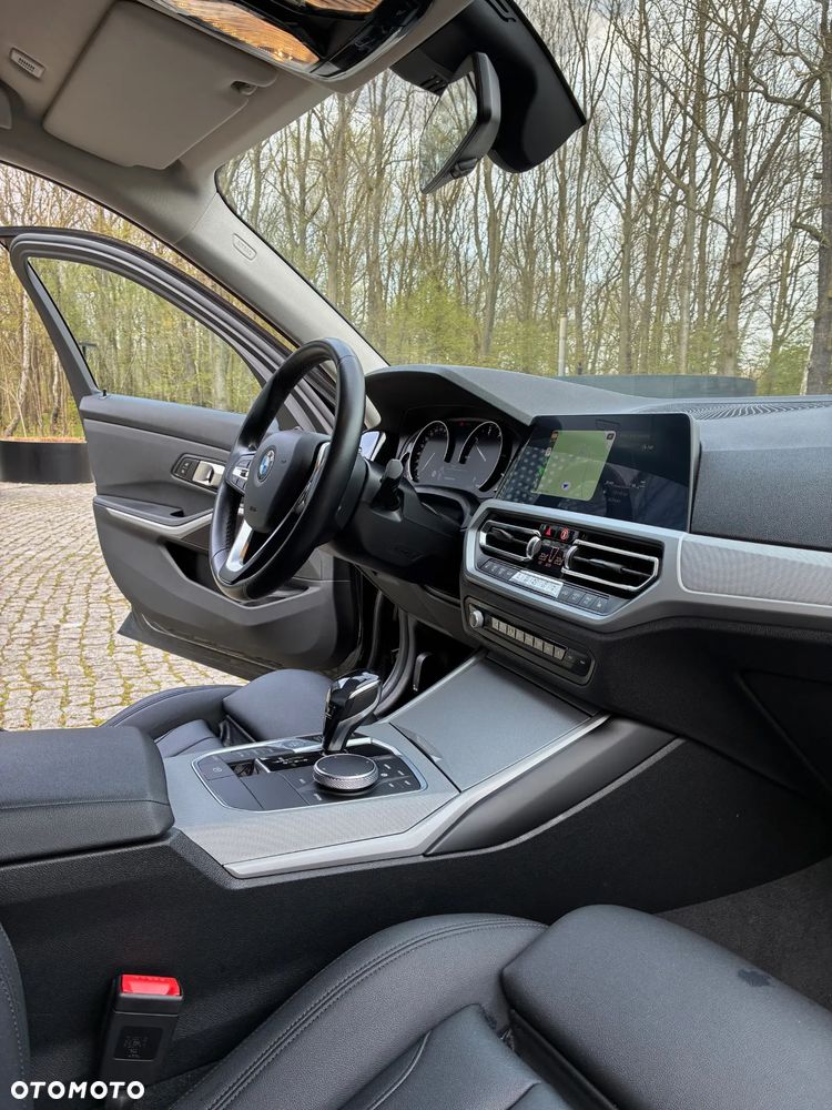 BMW Seria 3 320d Advantage sport - 8