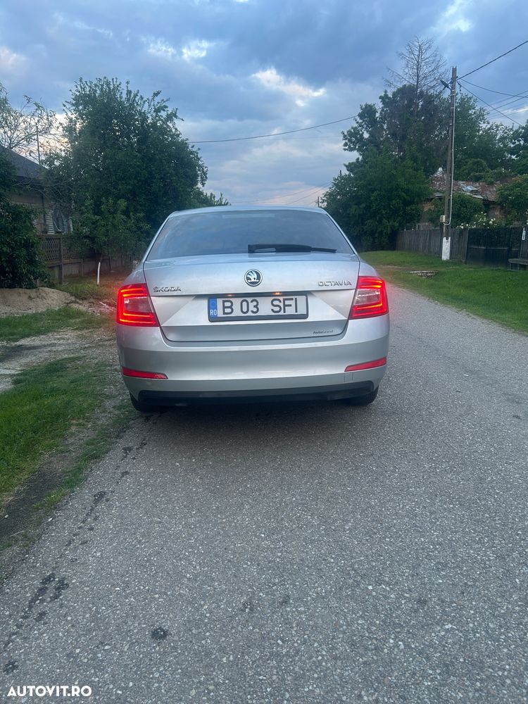 Skoda Octavia 1.6 TDI Ambition - 6