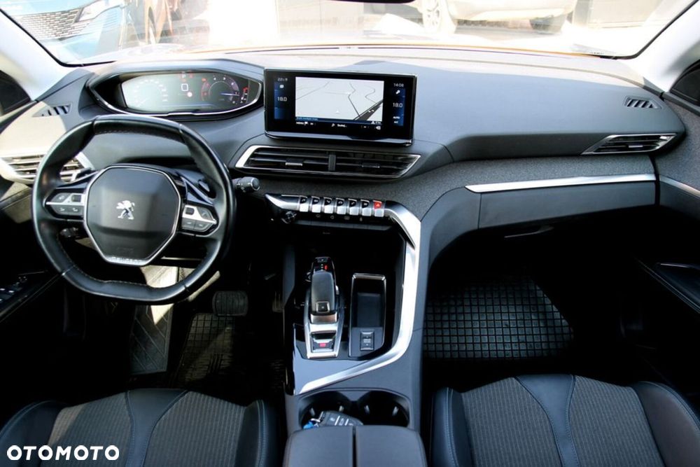 Peugeot 5008 1.5 BlueHDi Allure Pack S&S EAT8 - 17