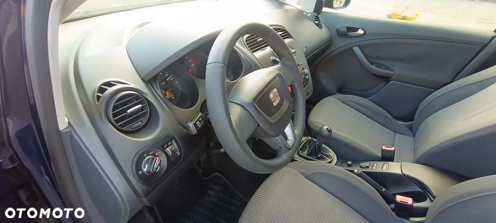 Seat Altea XL 1.6 Reference Comfort - 16