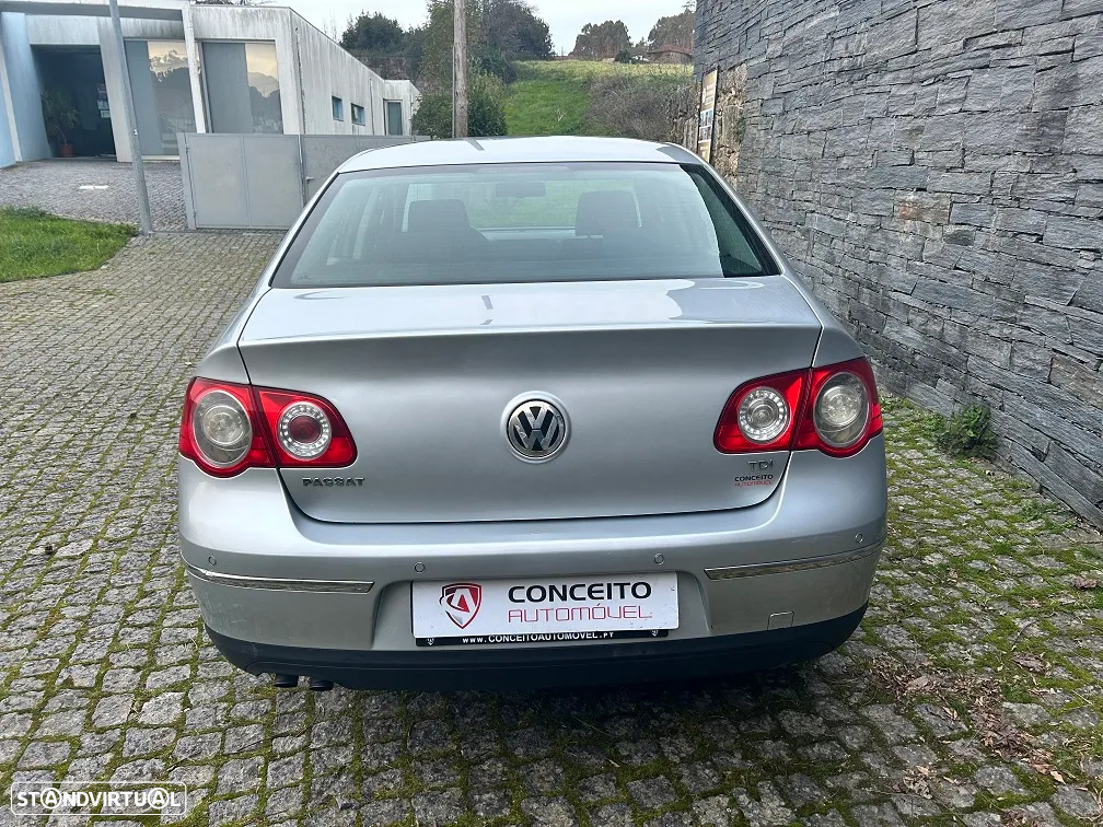 VW Passat 1.9 TDi Confortline - 8