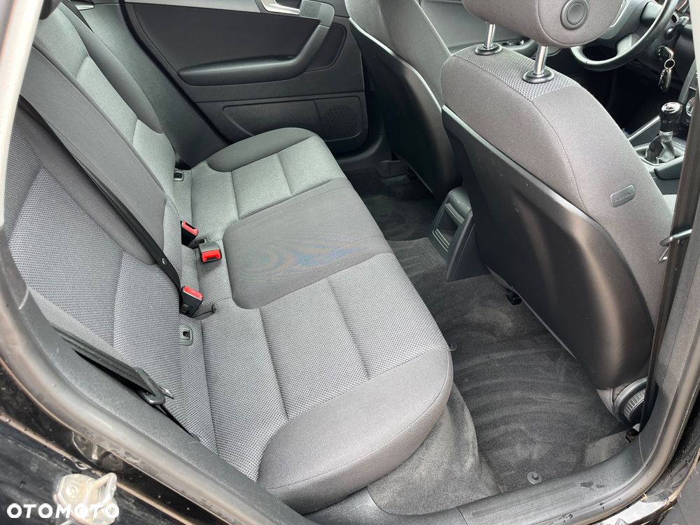 Audi A3 Sportback 1.6 Attraction - 20