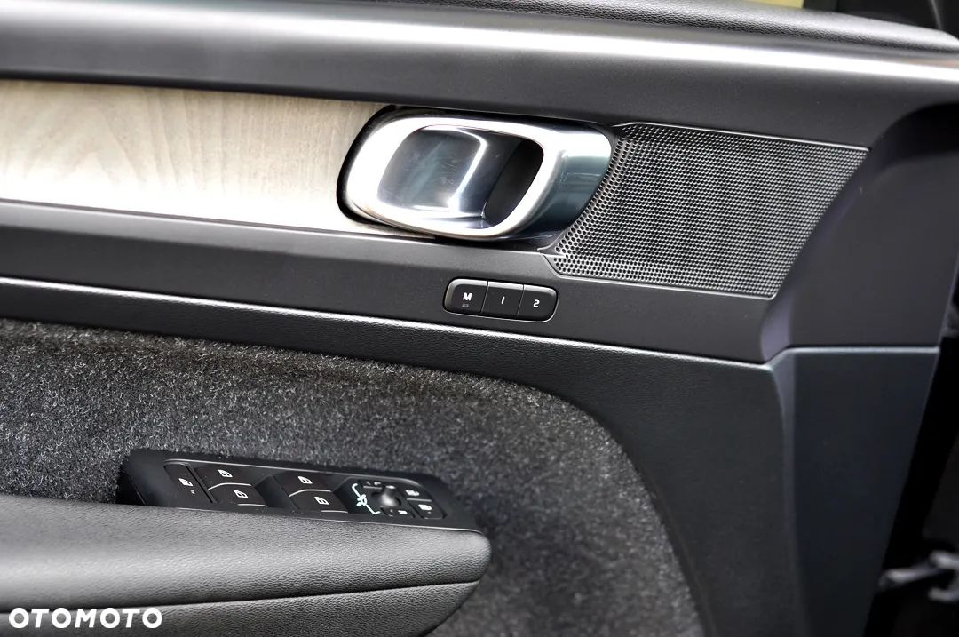 Volvo XC 40 T4 Geartronic Inscription - 16