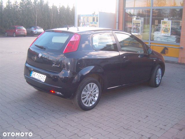 Fiat Punto - 10