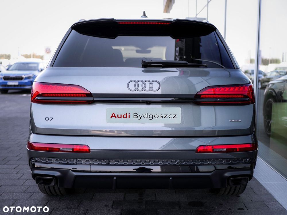 Audi Q7 - 13