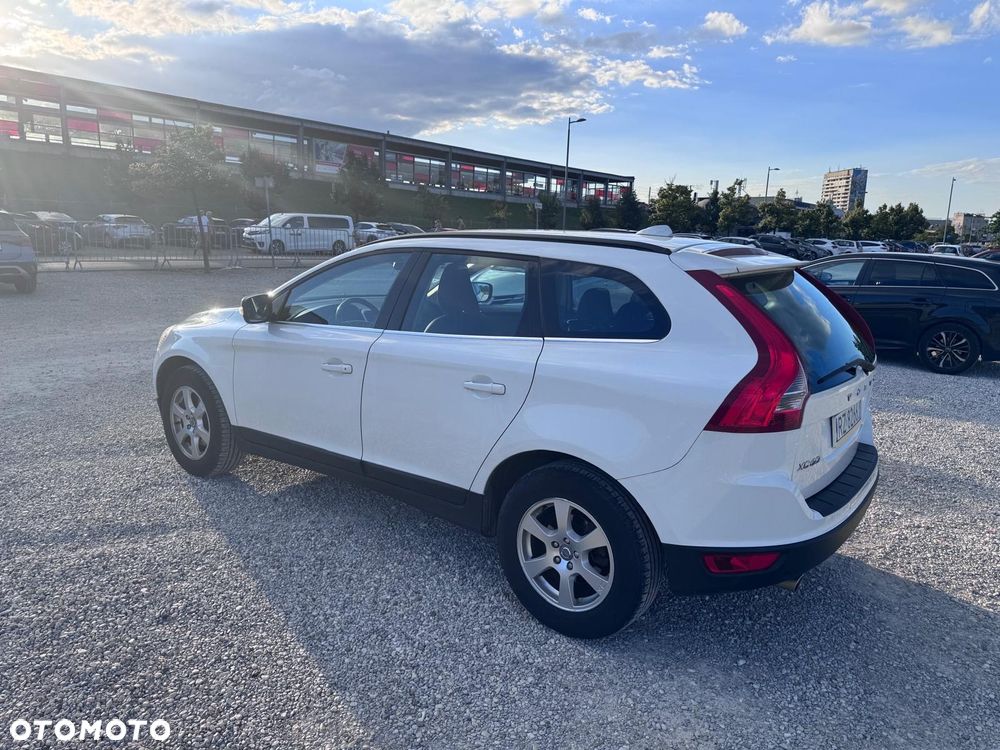 Volvo XC 60 2.4D AWD Kinetic - 3