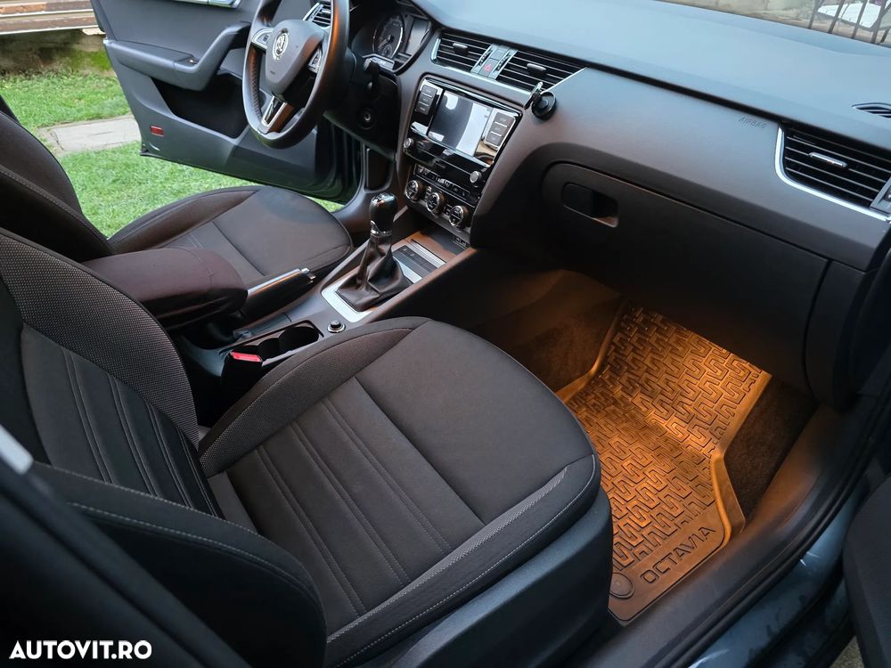 Skoda Octavia 1.4 TSI Style - 6