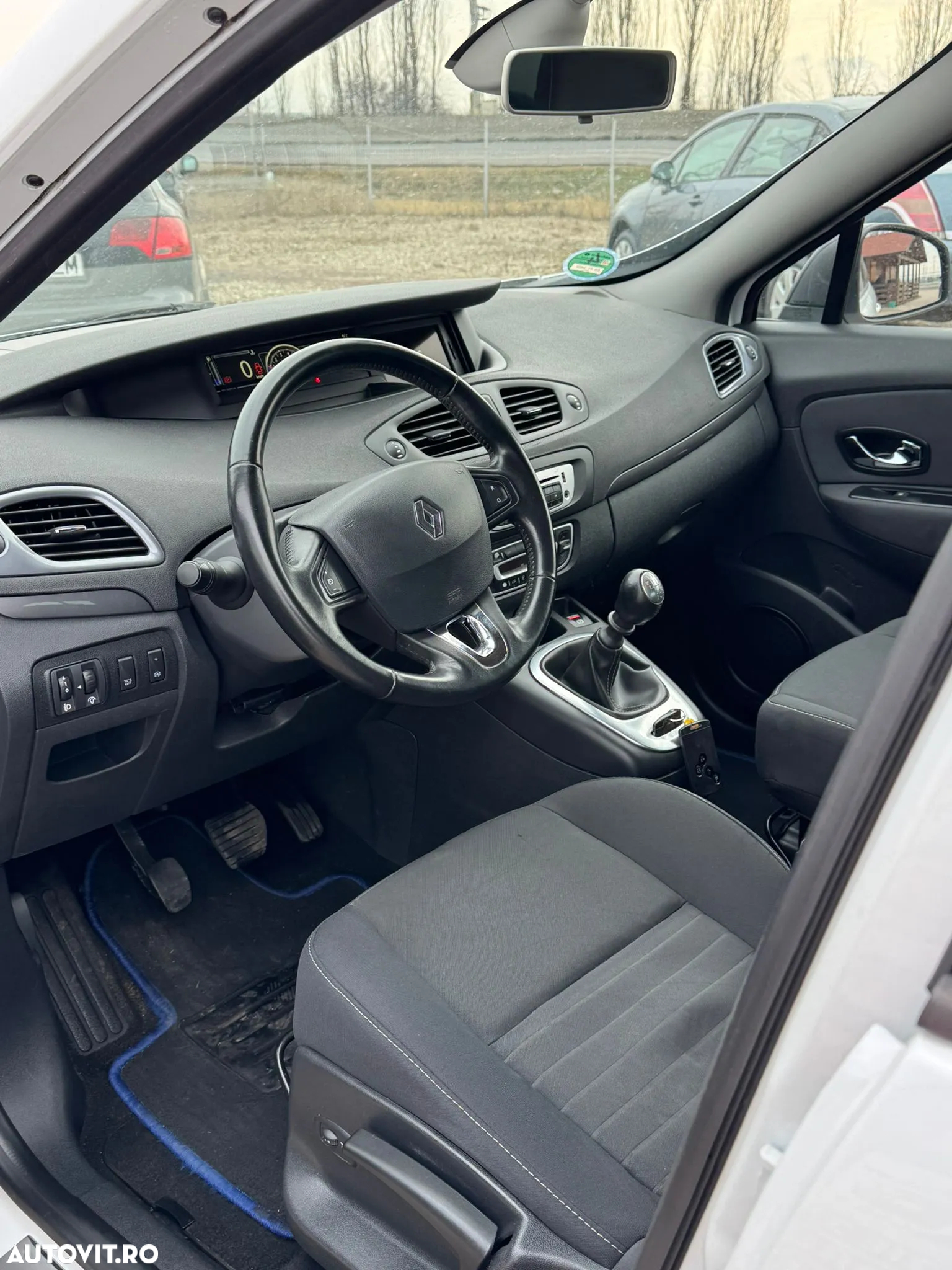 Renault Scenic ENERGY TCe 115 Bose Edition - 5