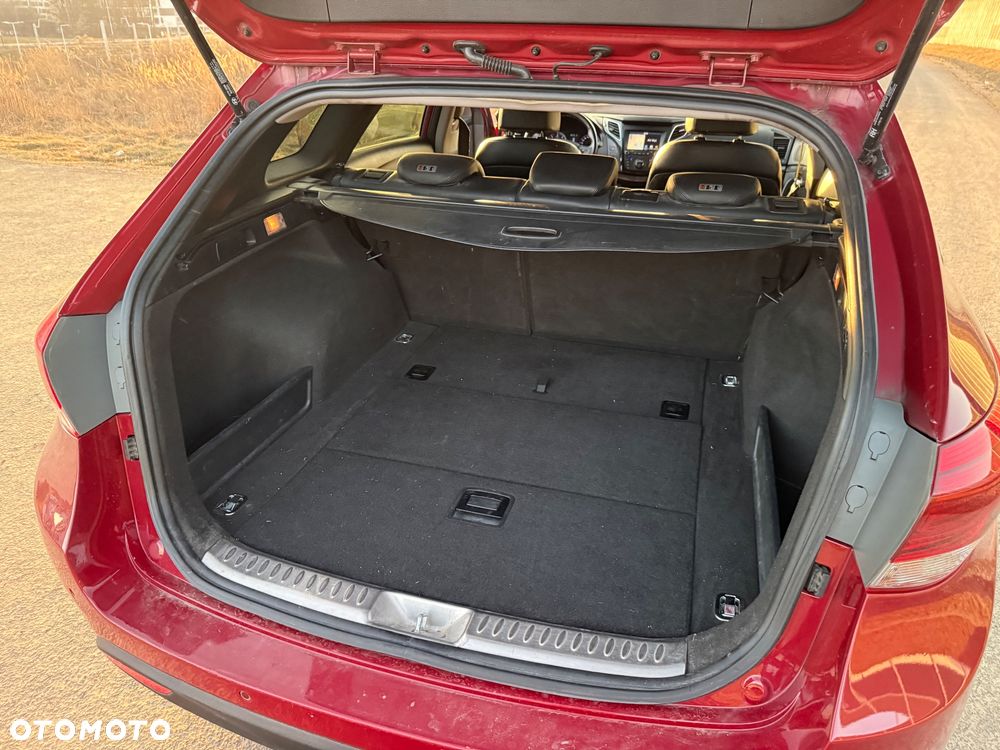 Hyundai i40 Kombi blue 1.7 CRDi Premium - 13