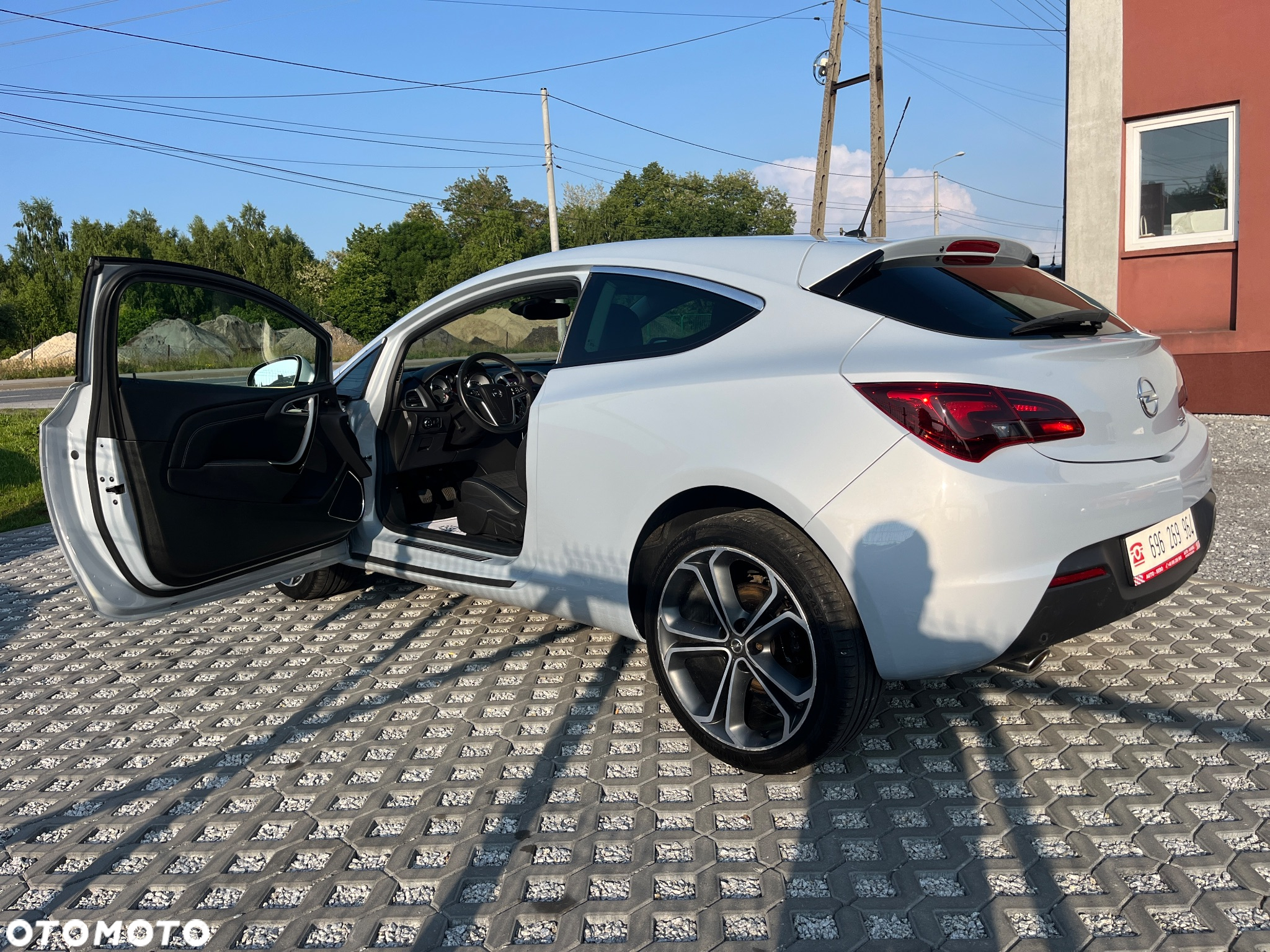 Opel Astra GTC 1.4 Turbo - 31