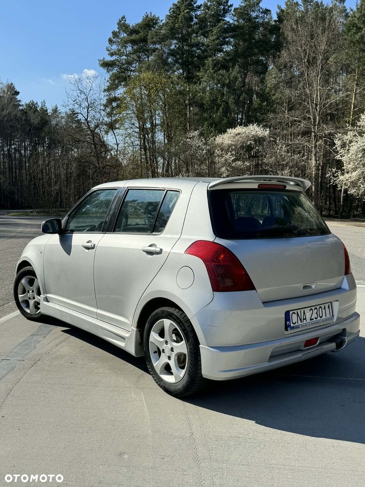Suzuki Swift - 7