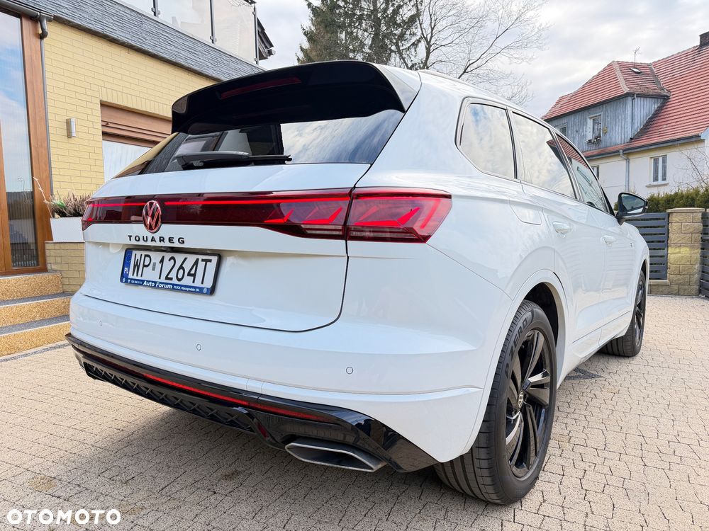 Volkswagen Touareg 3.0 V6 TDI 4Motion R-Line - 4