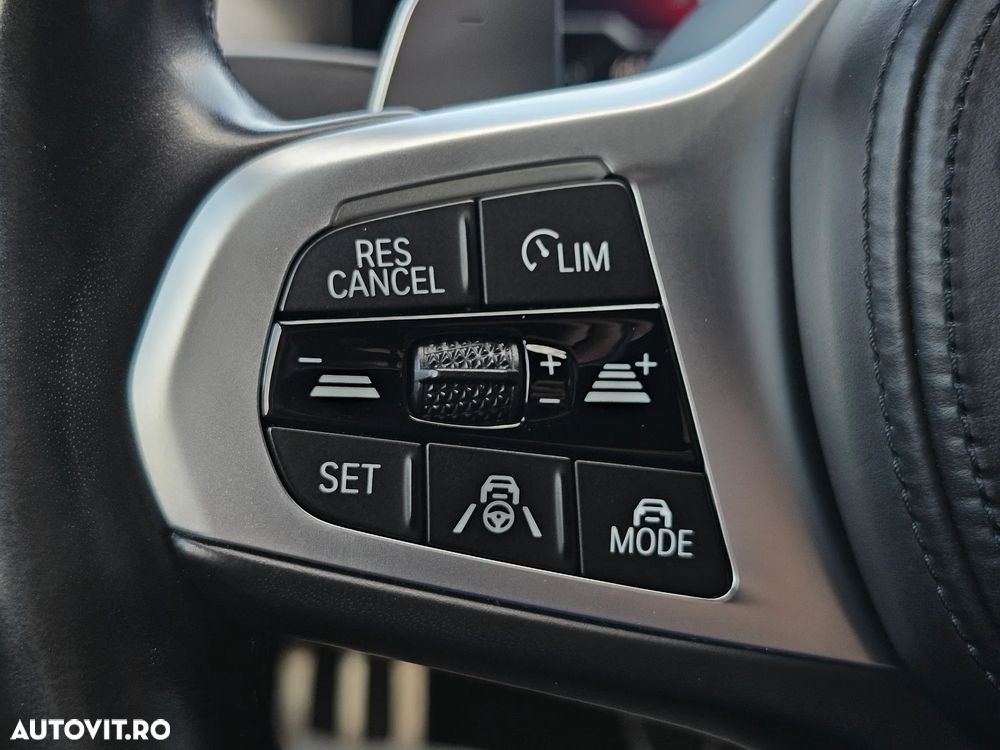 BMW Seria 3 320d xDrive AT MHEV - 27