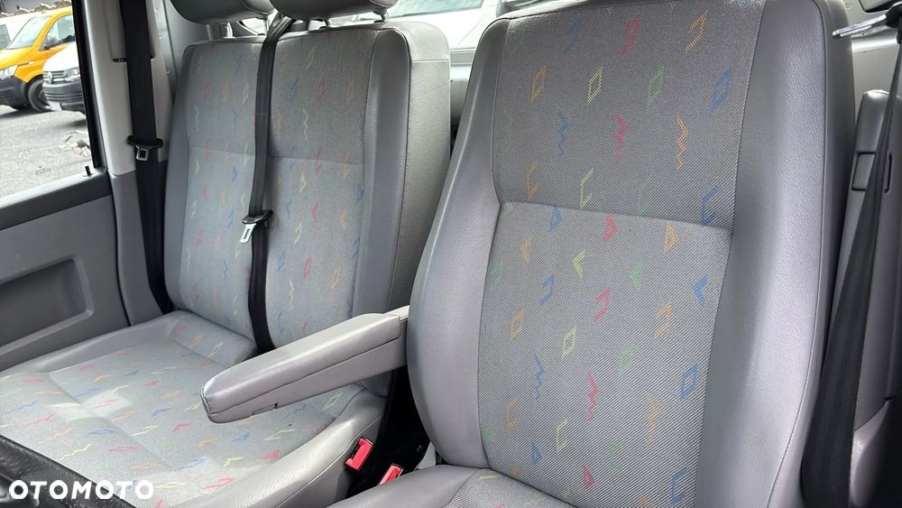 Volkswagen Transporter T5 - 15