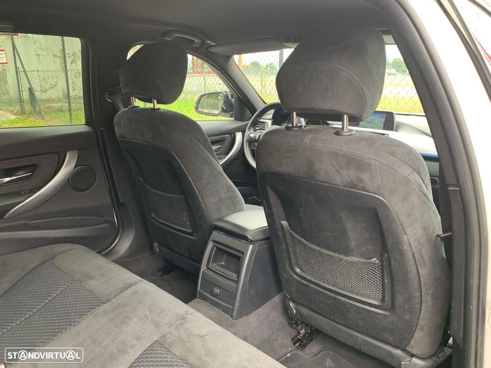 BMW 320 d Auto Pack M - 22
