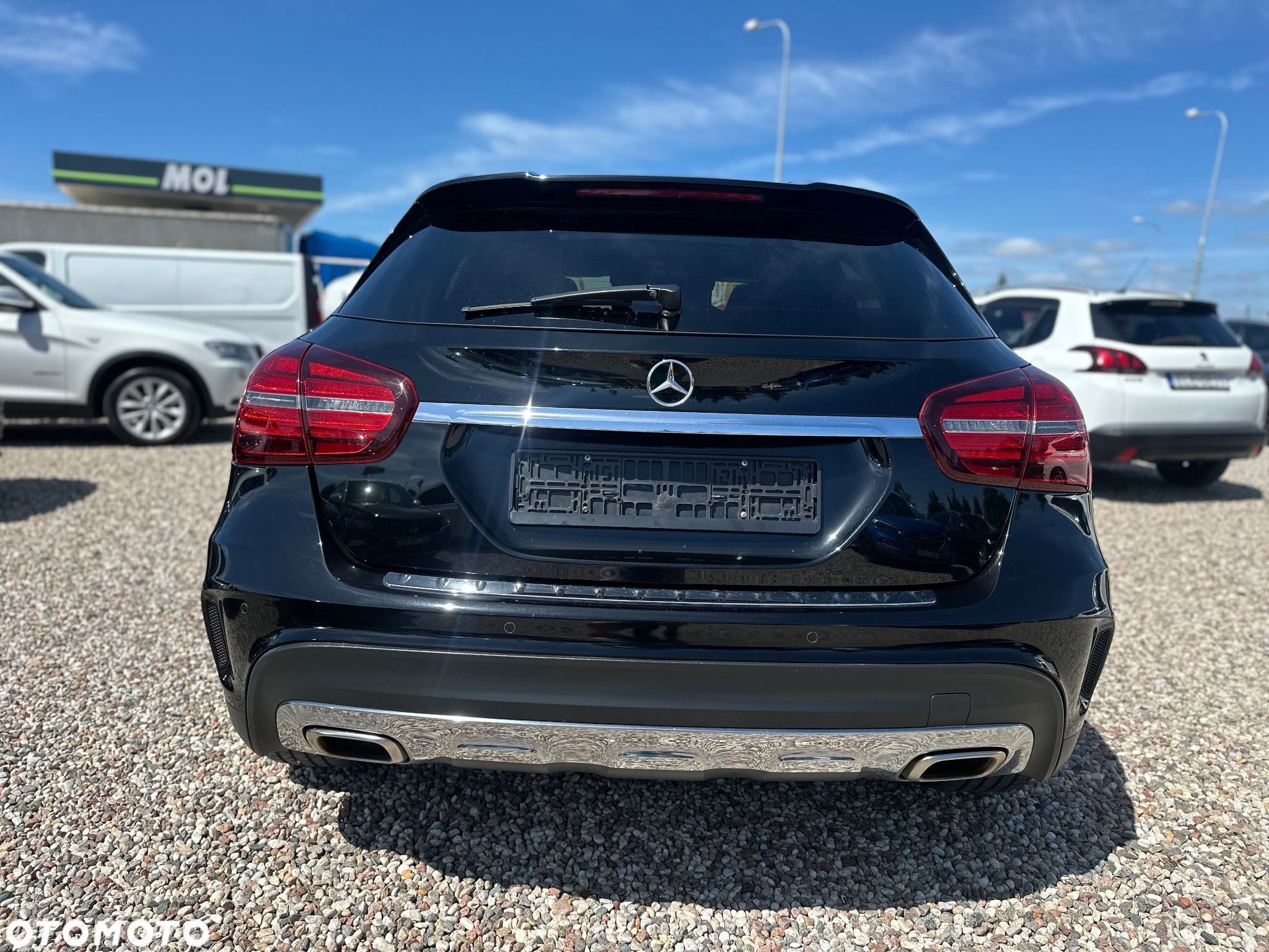 Mercedes-Benz GLA 180 7G-DCT AMG Line - 4