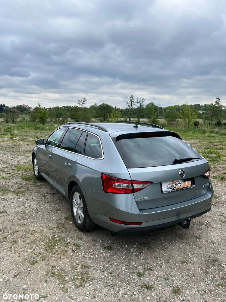 Skoda Superb 1.6 TDI Style - 18