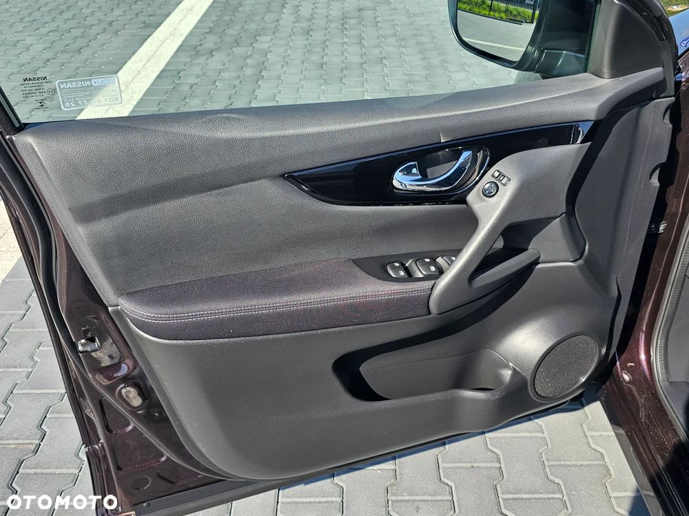 Nissan Qashqai 1.2 DIG-T Tekna EU6 - 13