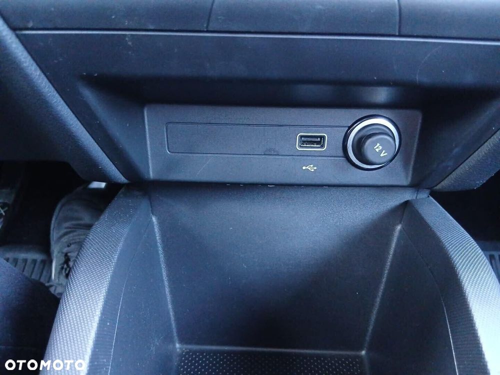 Skoda Fabia 1.0 TSI Ambition - 21
