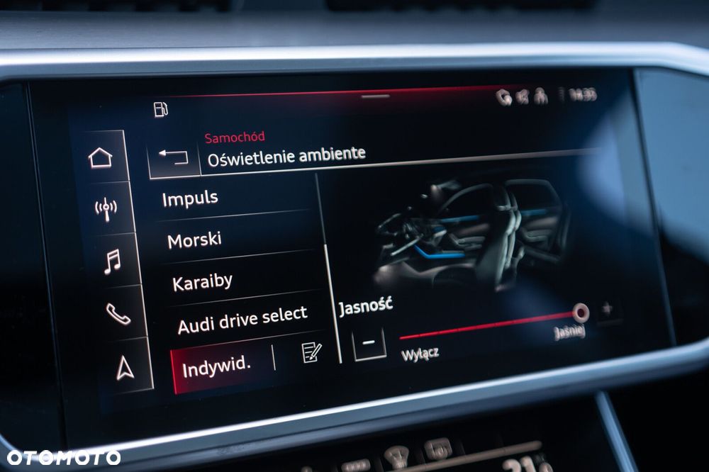 Audi RS6 Avant - 24