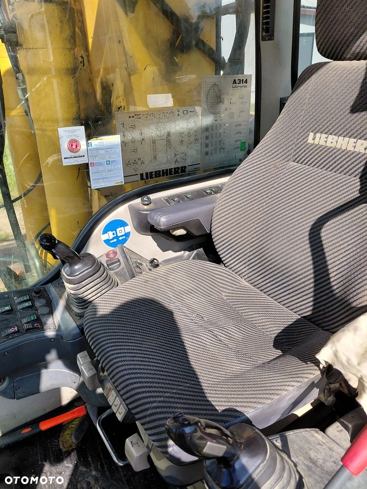 Liebherr A314 - 9
