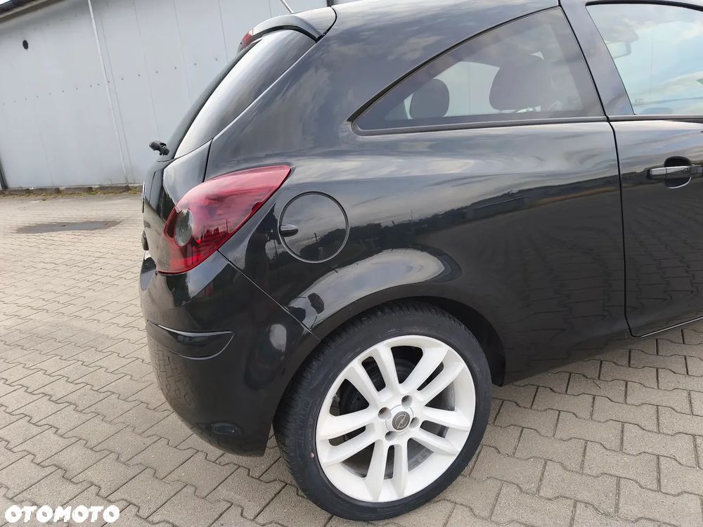 Opel Corsa 1.4 16V Color Edition - 24