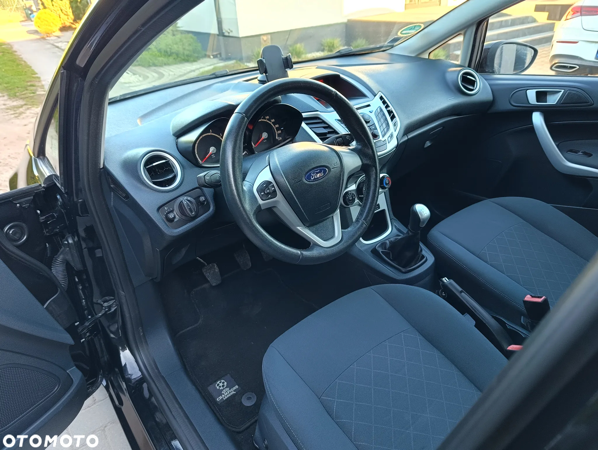 Ford Fiesta 1.25 Trend - 10
